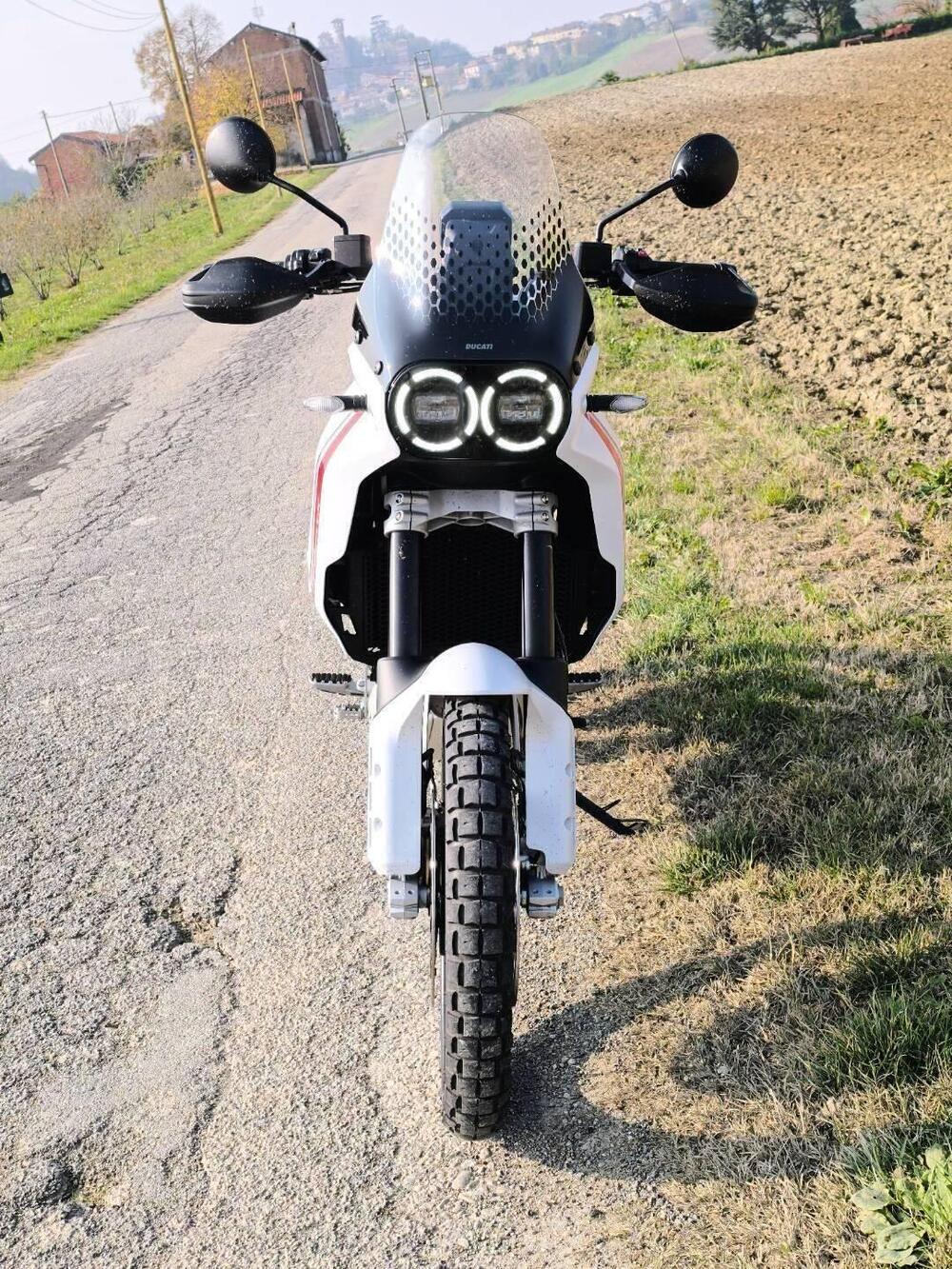 Ducati DesertX (2022 - 25) (6)