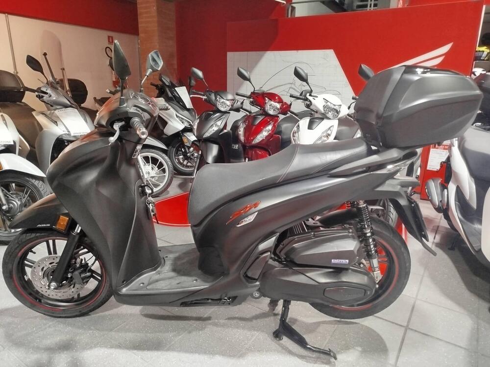 Honda SH 350 Sport (2021 - 24) (2)