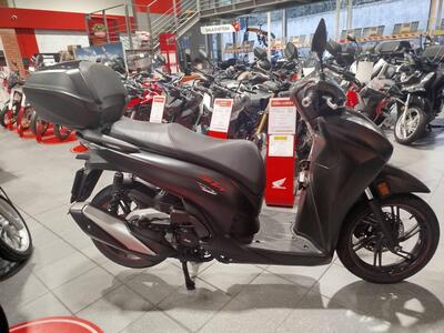 Honda SH 350 Sport (2021 - 24) usata