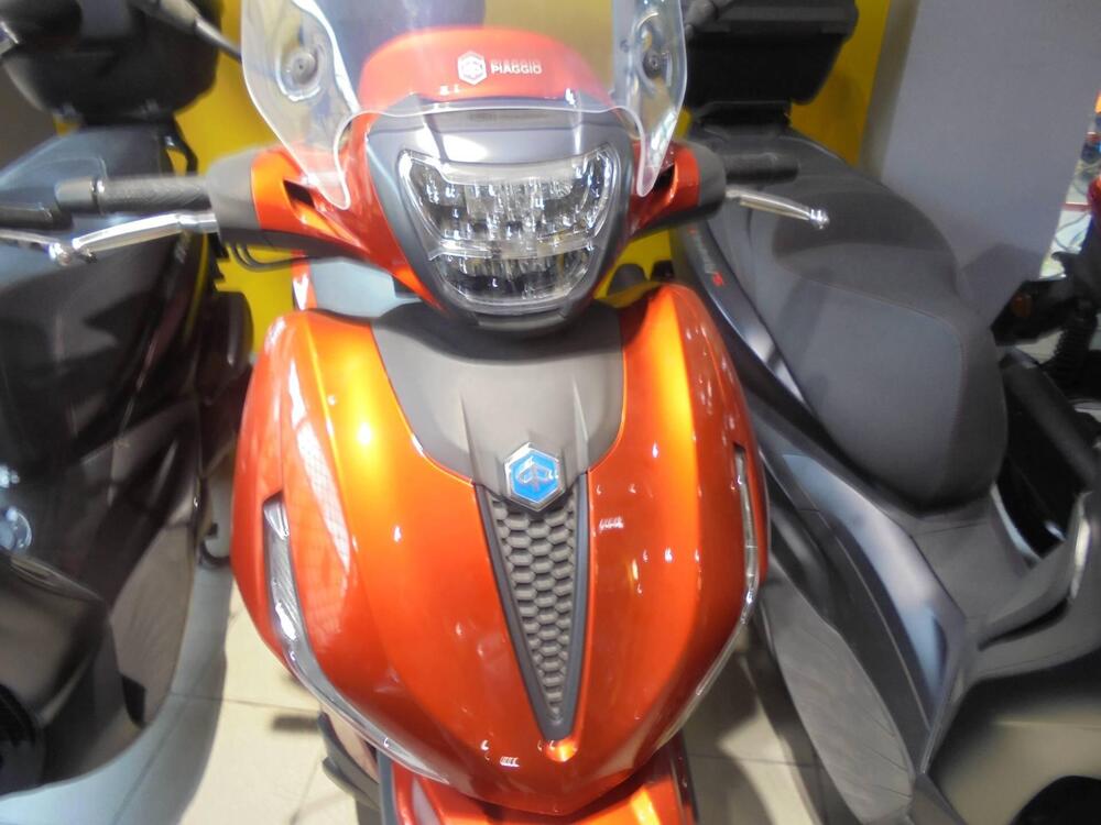 Piaggio Beverly 400 ABS-ASR (2021 - 24) (5)