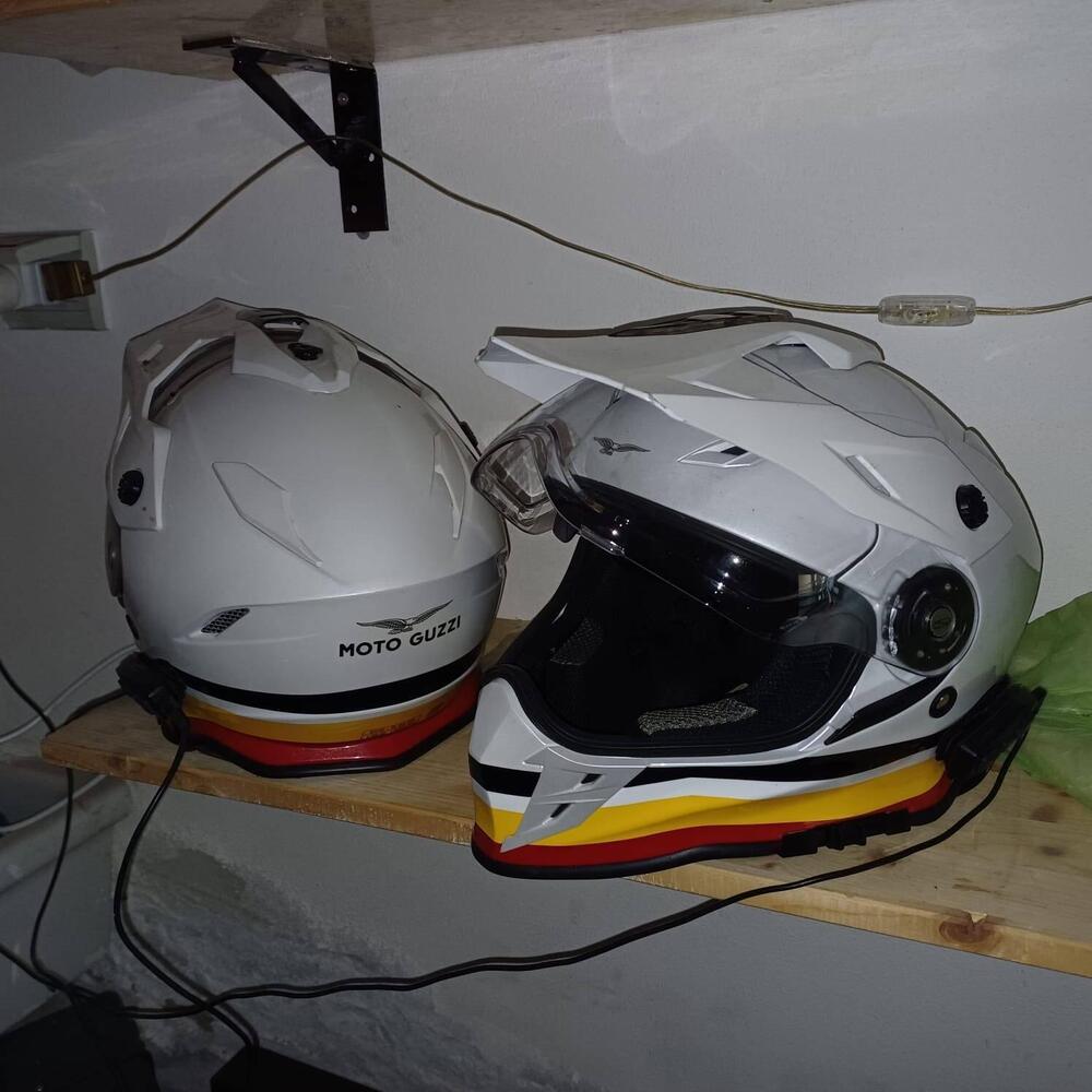 Moto Guzzi V85 TT (2019 - 20) (3)