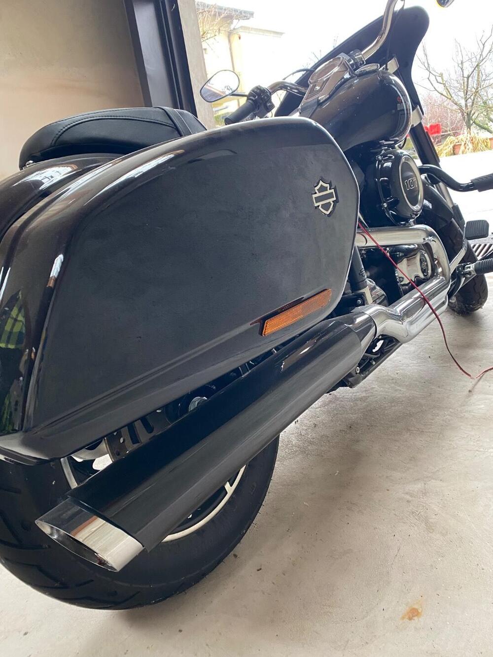 Harley-Davidson Sport Glide (2021 - 25) (2)