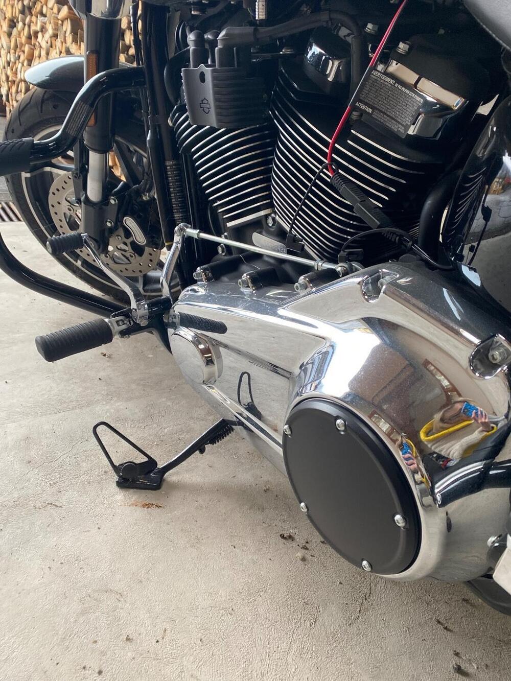 Harley-Davidson Sport Glide (2021 - 25) (4)