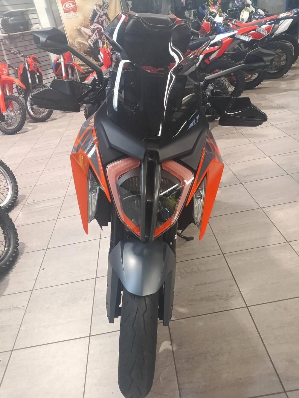 KTM 1290 Super Duke GT (2022 - 25) (7)