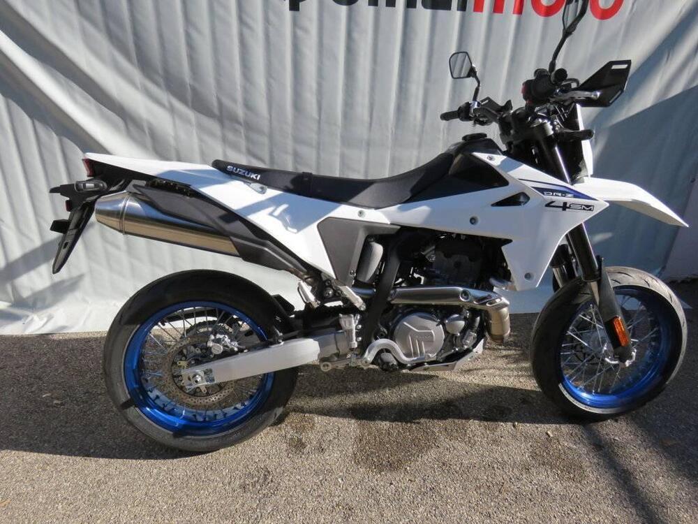 Suzuki DR-Z4SM (2025 - 26) (3)