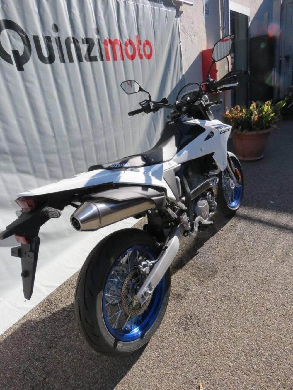 Suzuki DR-Z4SM (2025 - 26) (10)