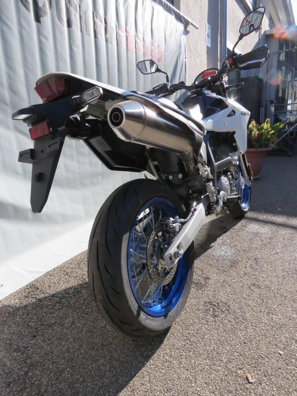 Suzuki DR-Z4SM (2025 - 26) (12)