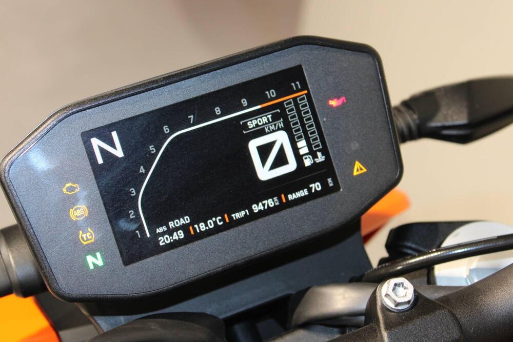 KTM 790 Duke L (2023 - 24) (6)