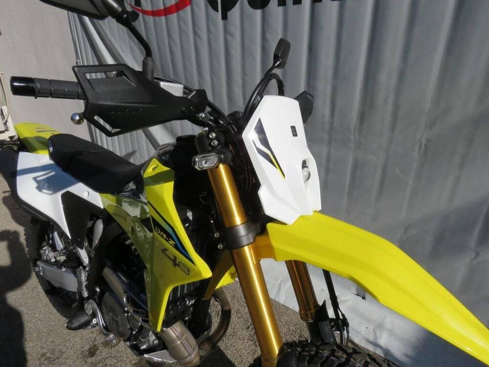 Suzuki DR-Z4S (2025 - 26) (7)