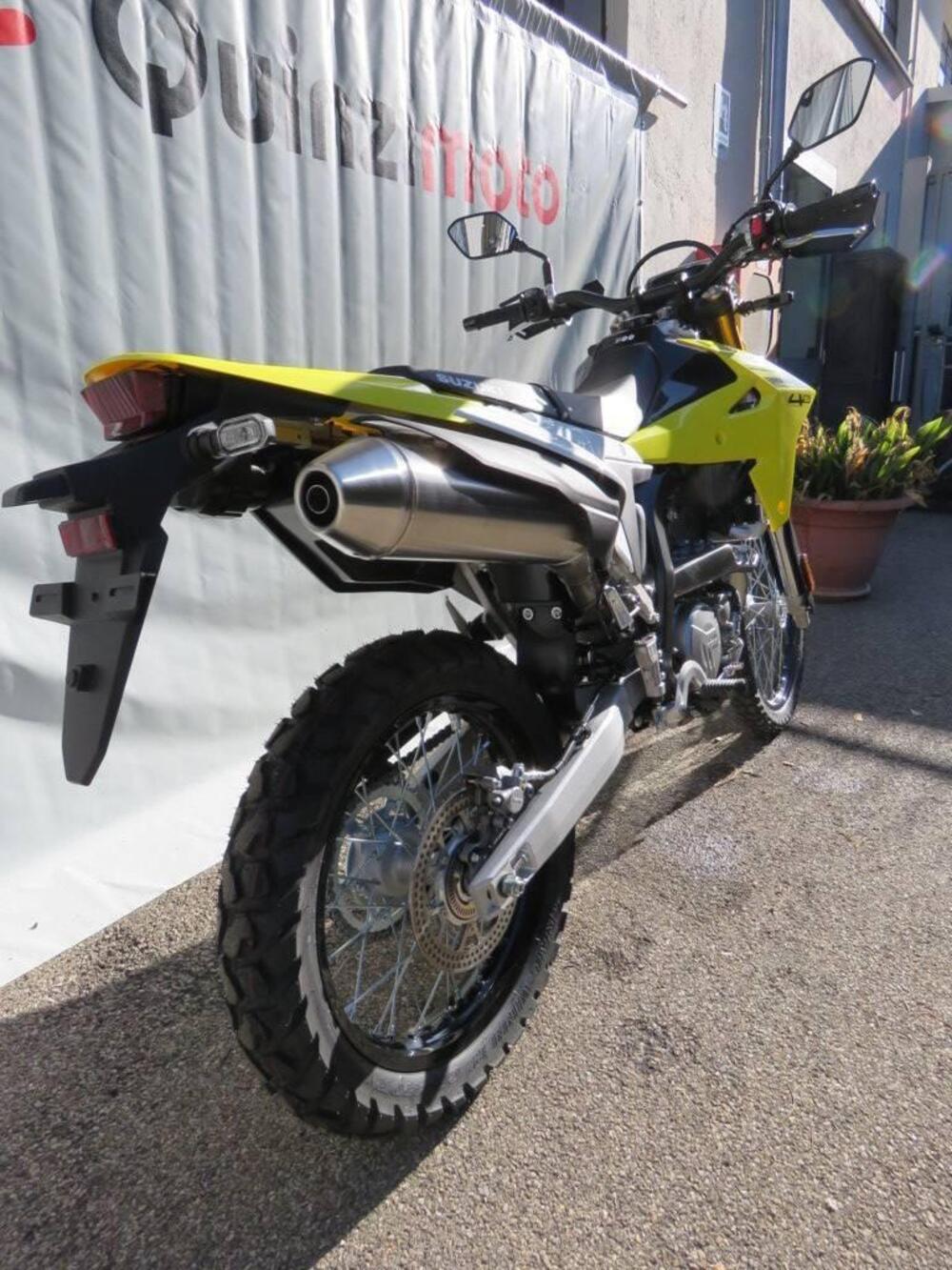 Suzuki DR-Z4S (2025 - 26) (13)