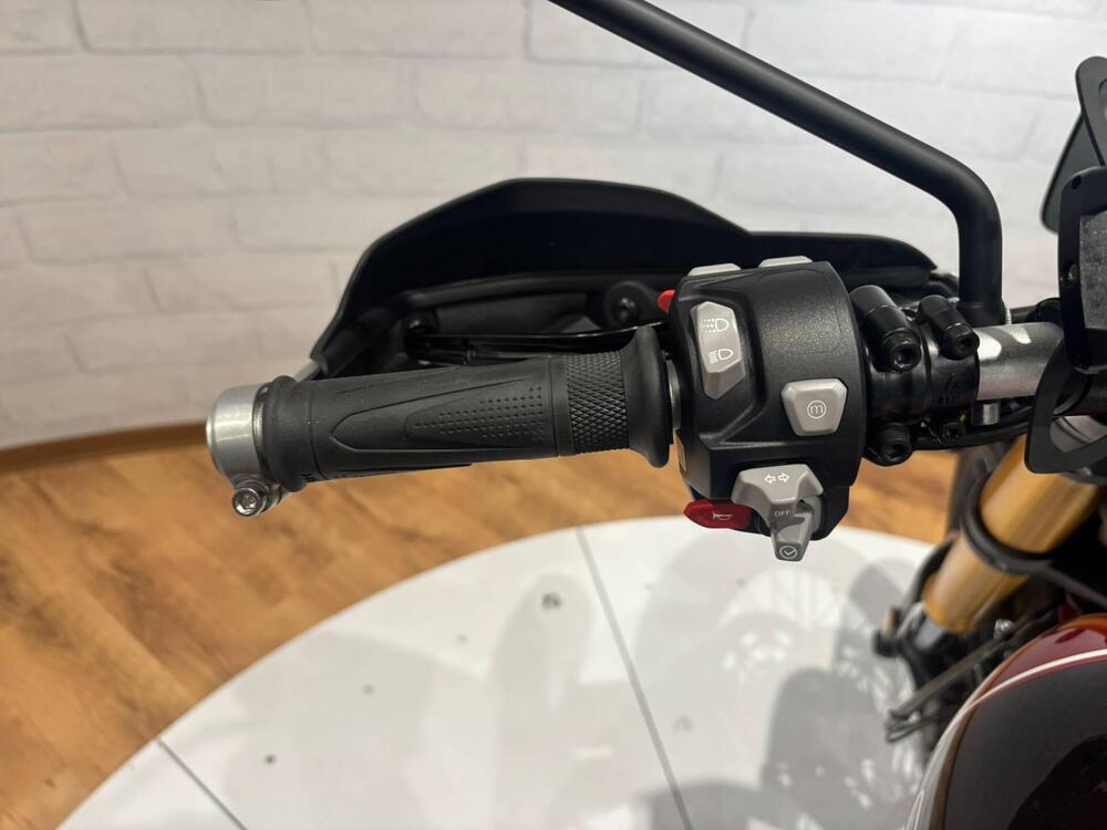 Triumph Scrambler 1200 XE (2021 - 23) (13)