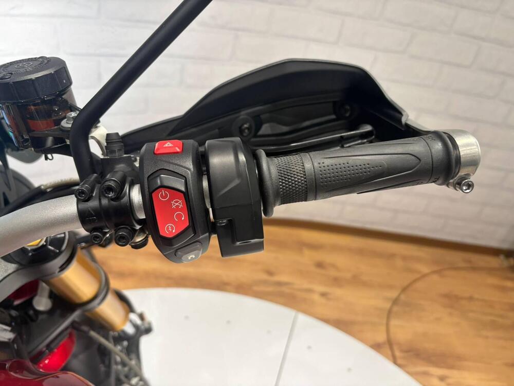 Triumph Scrambler 1200 XE (2021 - 23) (15)