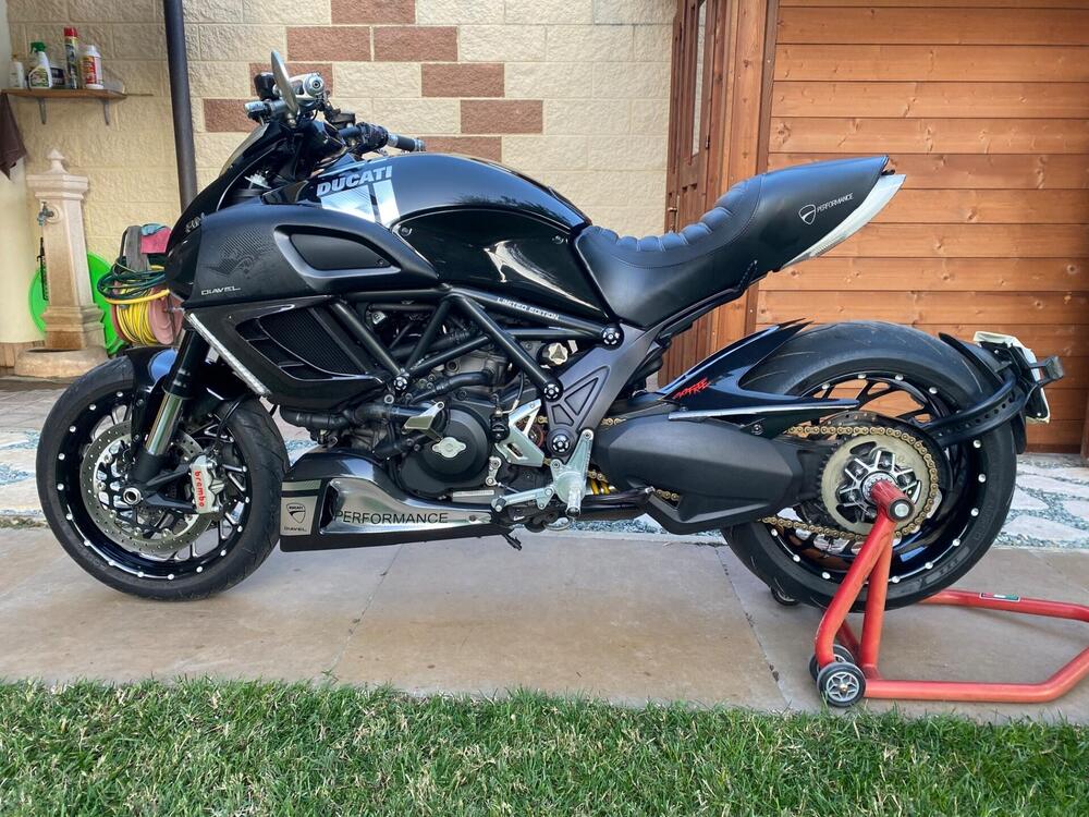 Ducati Diavel 1200 (2010 - 13) (4)