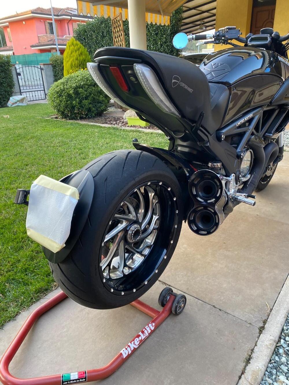 Ducati Diavel 1200 (2010 - 13) (9)