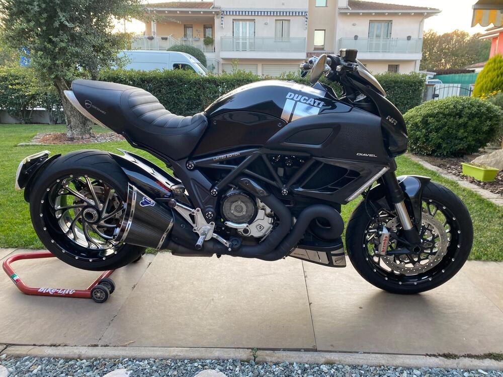 Ducati Diavel 1200 (2010 - 13)