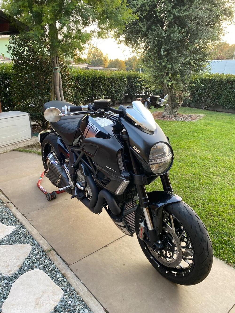 Ducati Diavel 1200 (2010 - 13) (10)