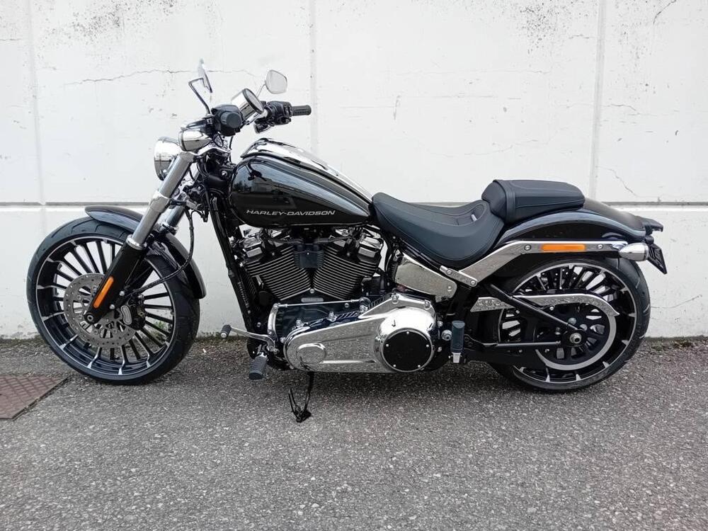 Harley-Davidson Breakout 117 (2025 - 26) (2)