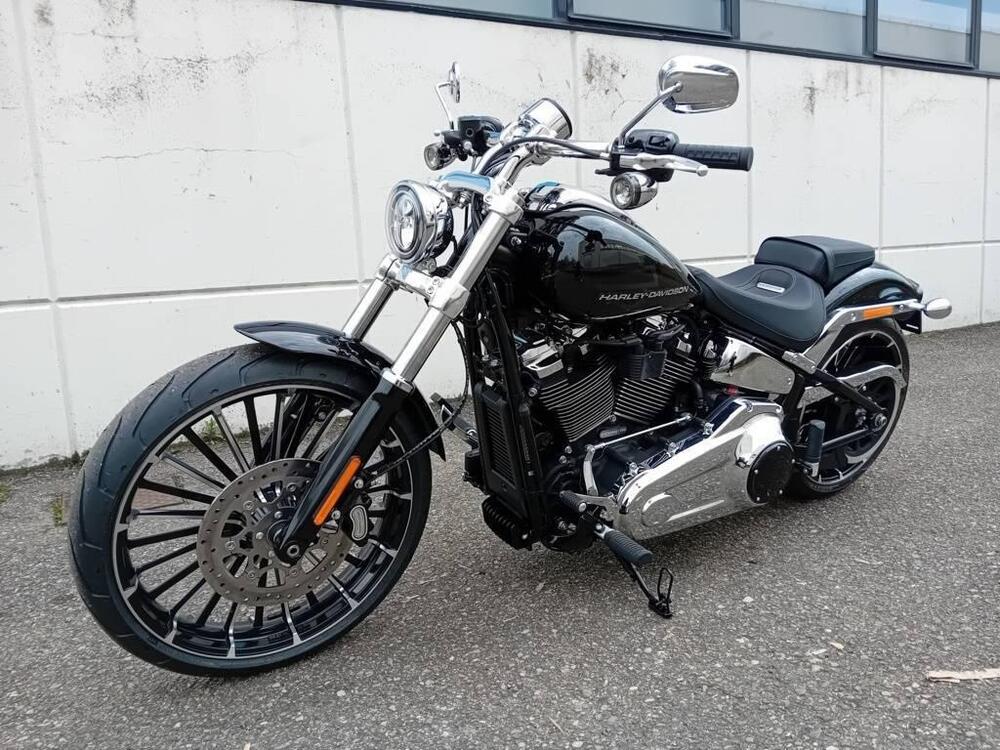 Harley-Davidson Breakout 117 (2025 - 26) (3)