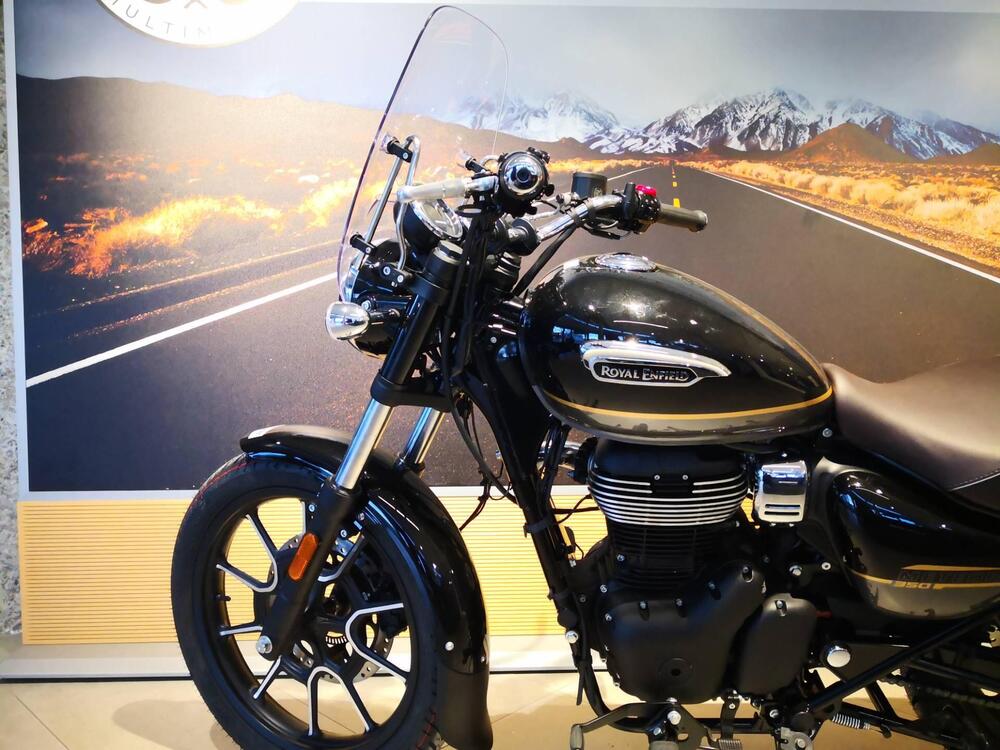 Royal Enfield Meteor 350 (2021 - 26) (10)