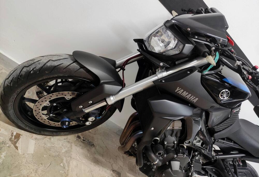 Yamaha MT-09 (2013 - 15) (4)