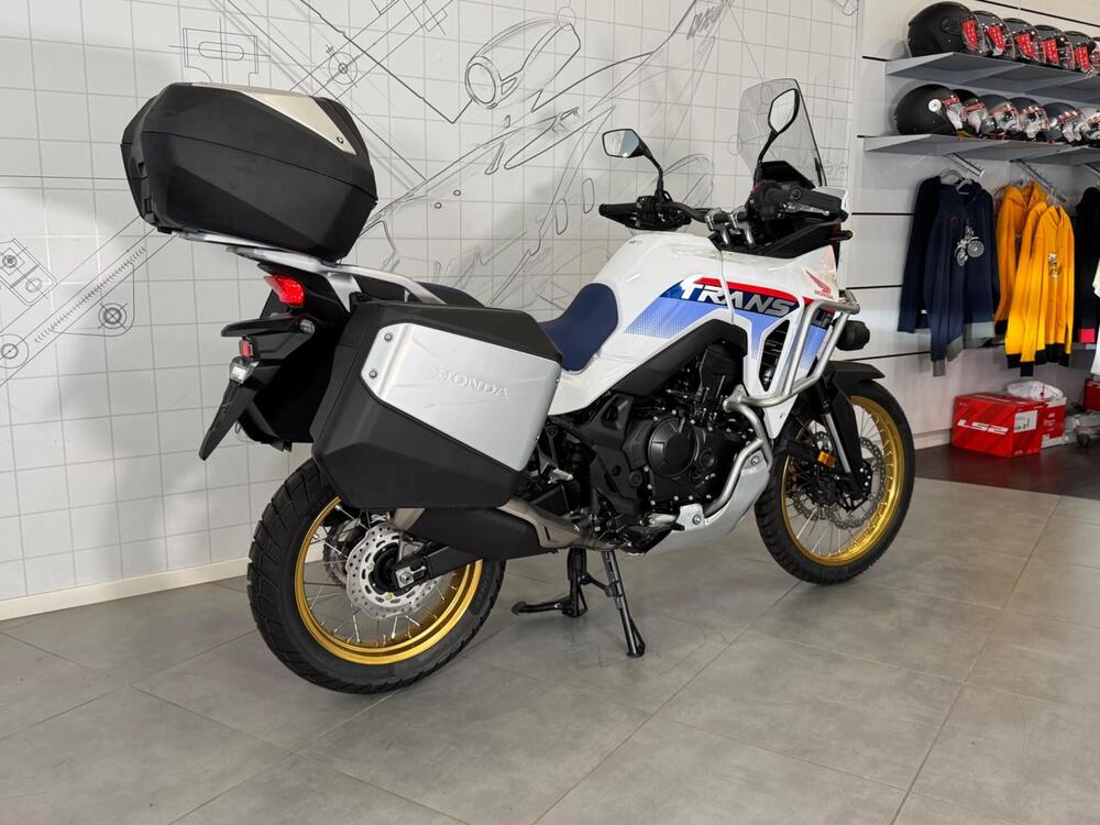 Honda Transalp XL750 (2025) (3)