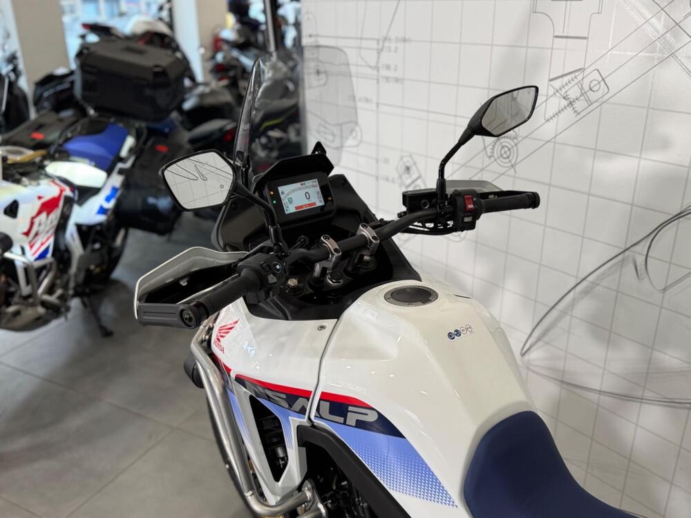 Honda Transalp XL750 (2025) (15)