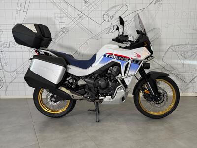 Honda Transalp XL750 (2025) nuova