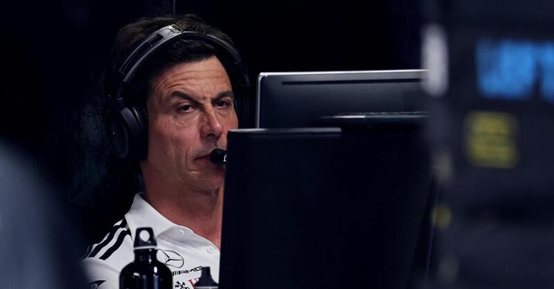 &ldquo;Il motore Mercedes &egrave; legale. Perdono tempo con riunioni e lettere segrete, datevi una mossa&rdquo;: volano stracci tra Wolff e gli altri motoristi F1