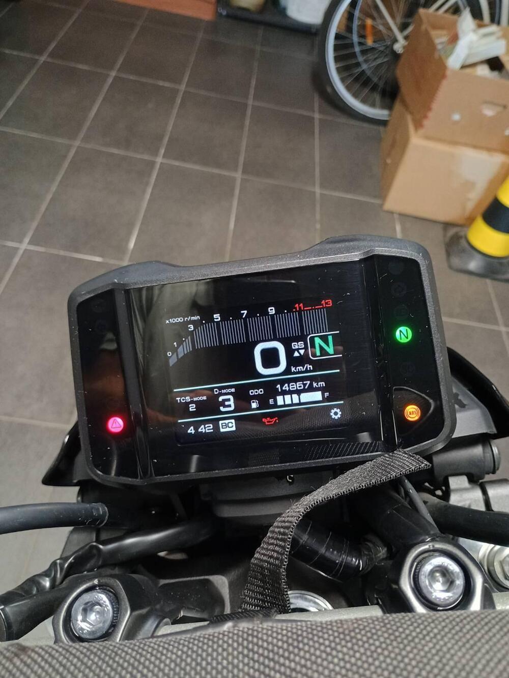 Yamaha MT-09 (2021 - 23) (5)