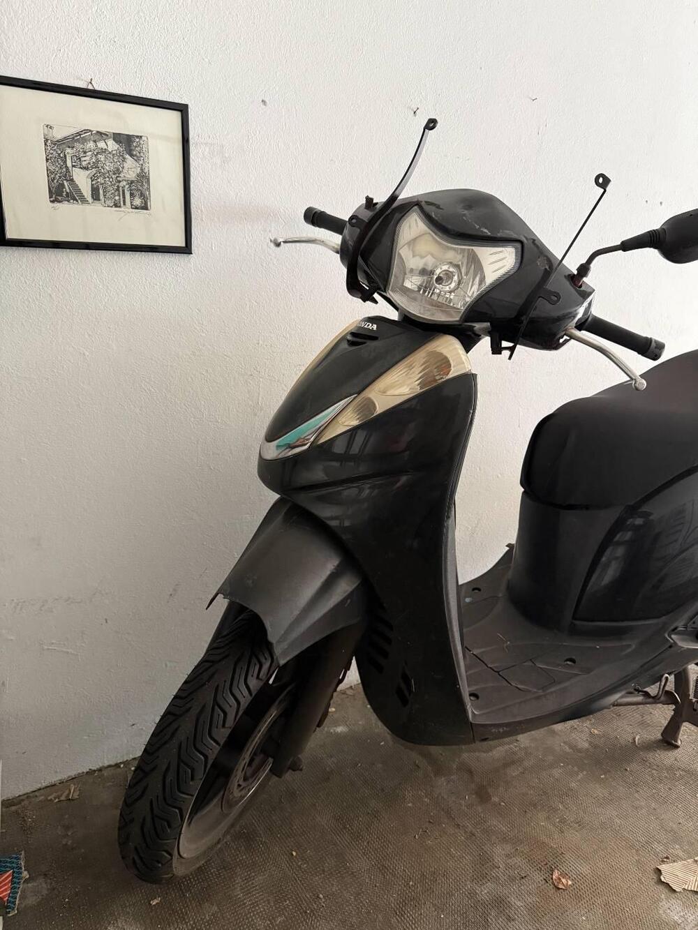 Honda SH 300 i (2006 - 10) (2)