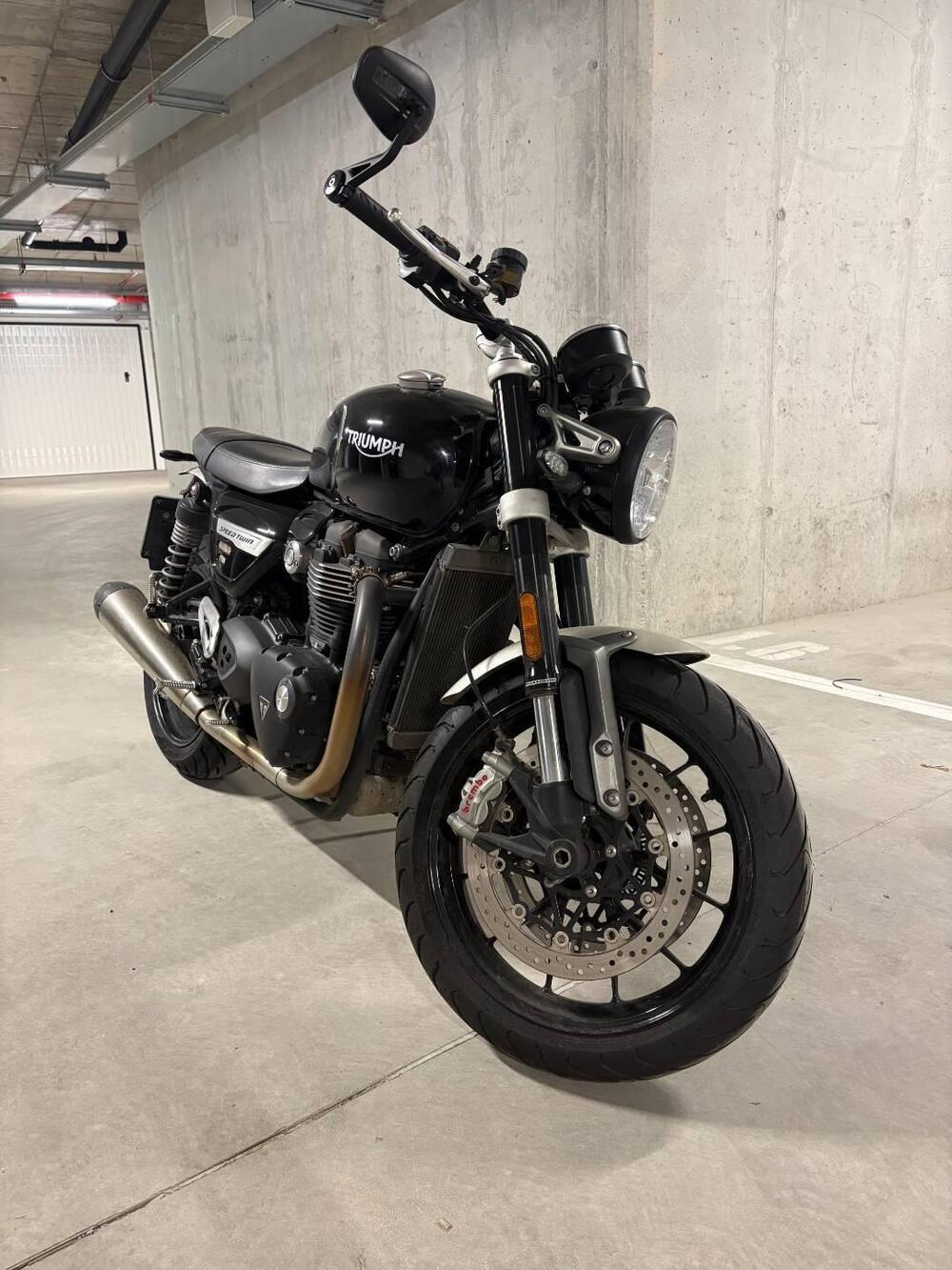 Triumph Speed Twin 1200 (2021 - 24) (3)