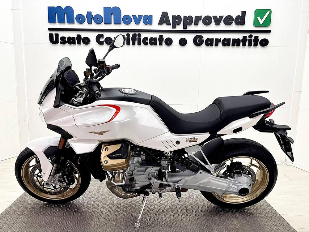 Moto Guzzi V100 Mandello (2022 - 24) (5)