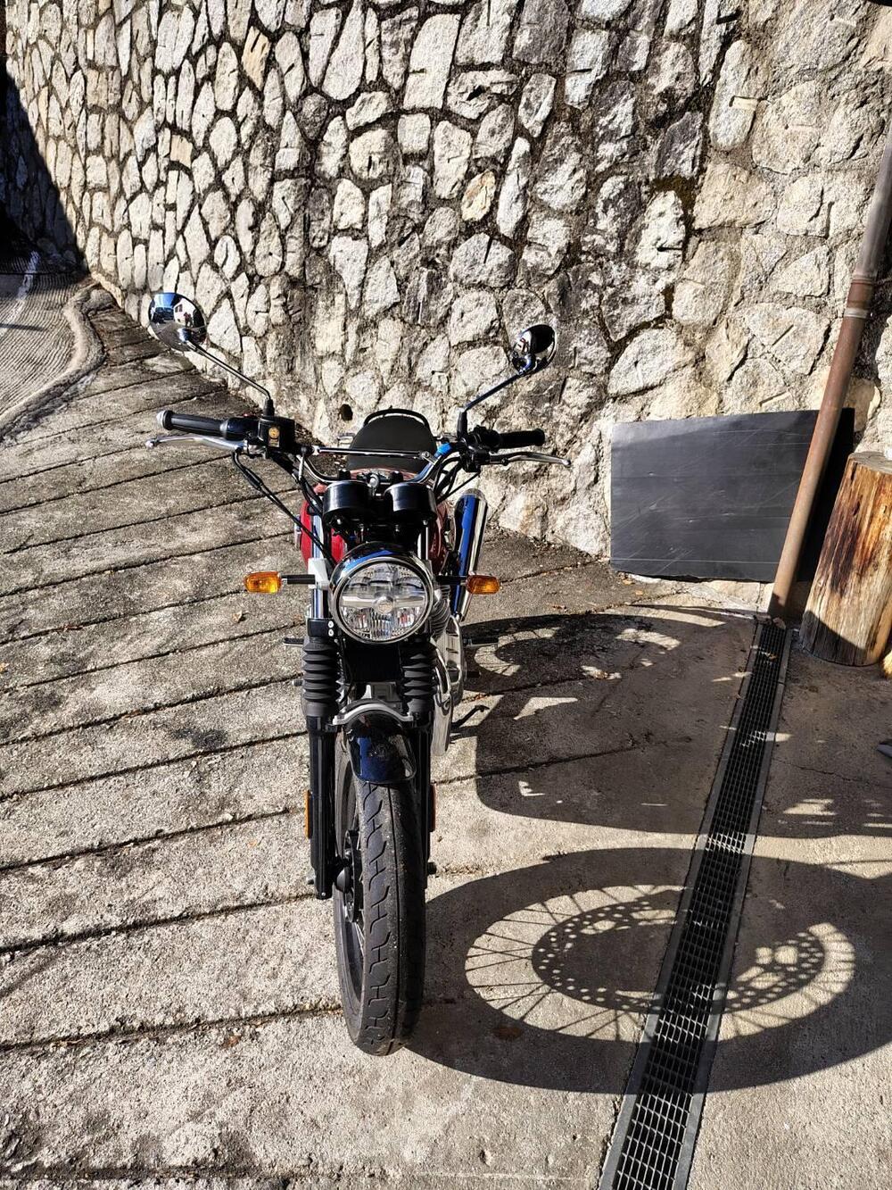 Royal Enfield Interceptor 650 (2021 - 26) (3)