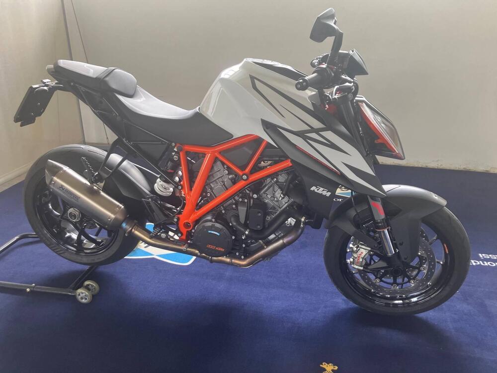 KTM 1290 Super Duke RR (2021) (2)