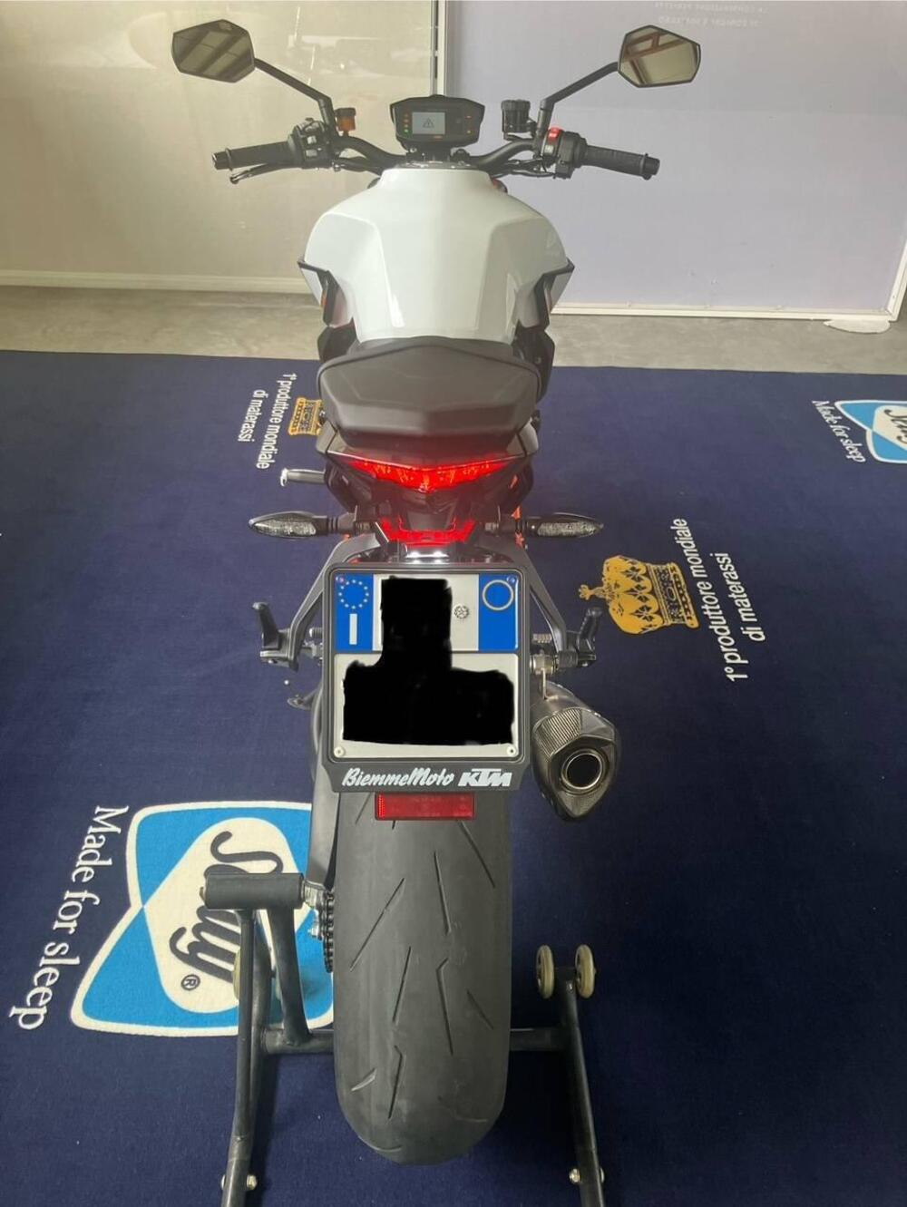 KTM 1290 Super Duke RR (2021) (10)