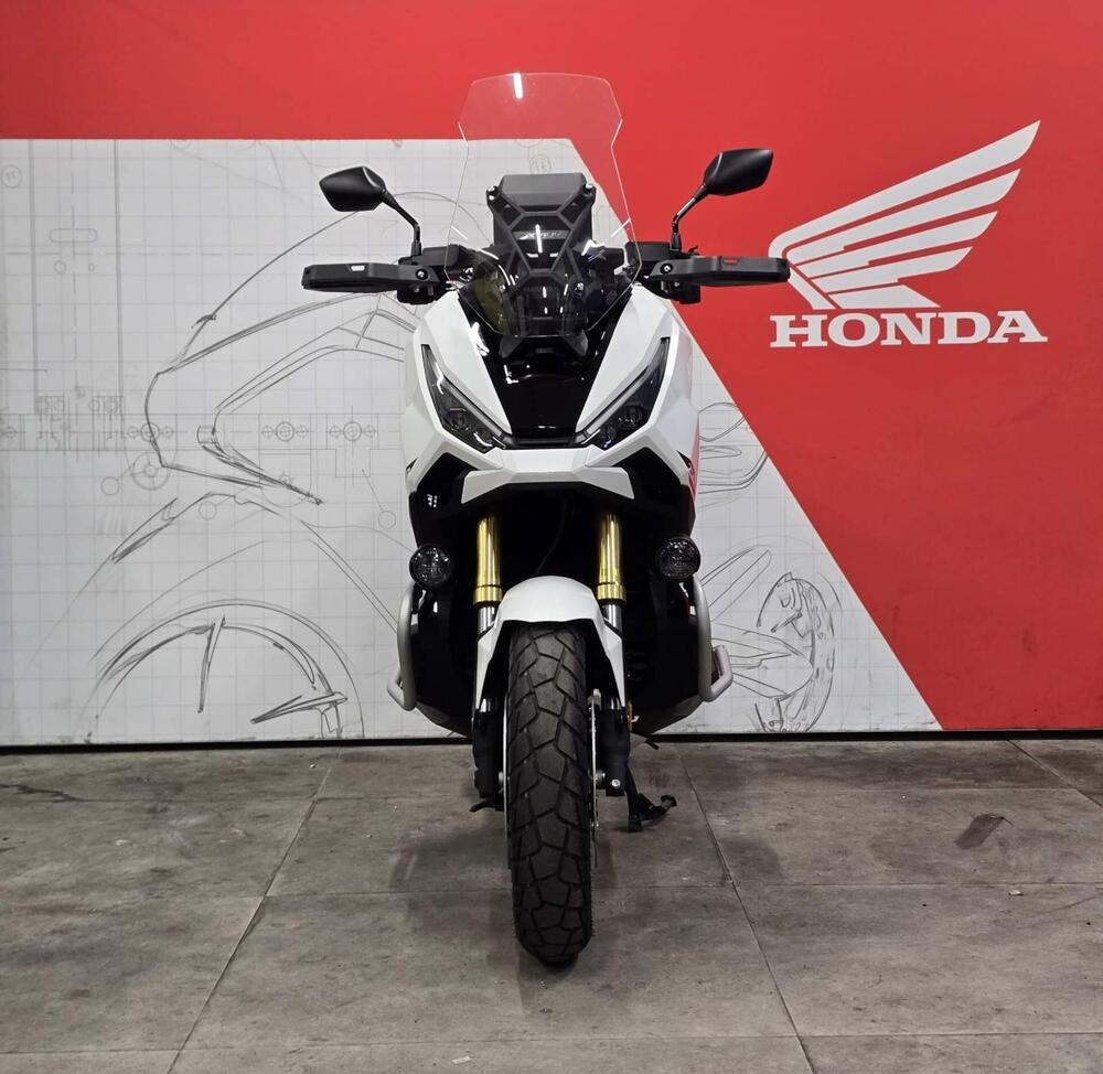 Honda X-ADV 750 (2025 - 26) (2)
