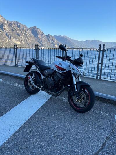 Honda Hornet 600 (2007 - 10) usata