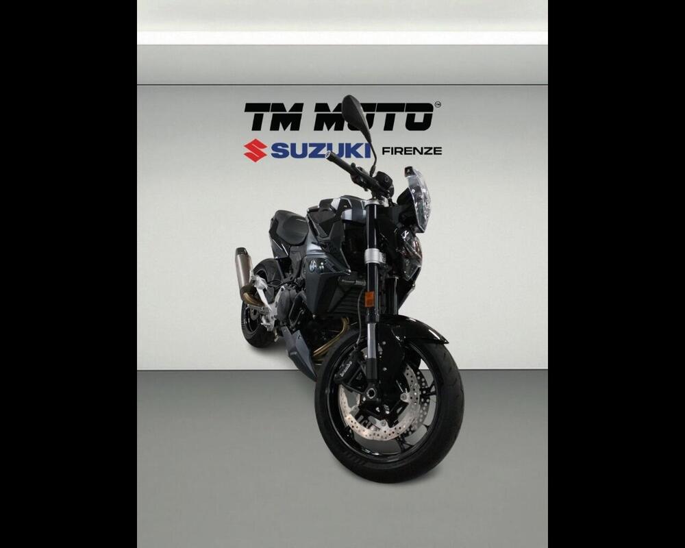 Bmw F 900 R (2025 - 26) (4)