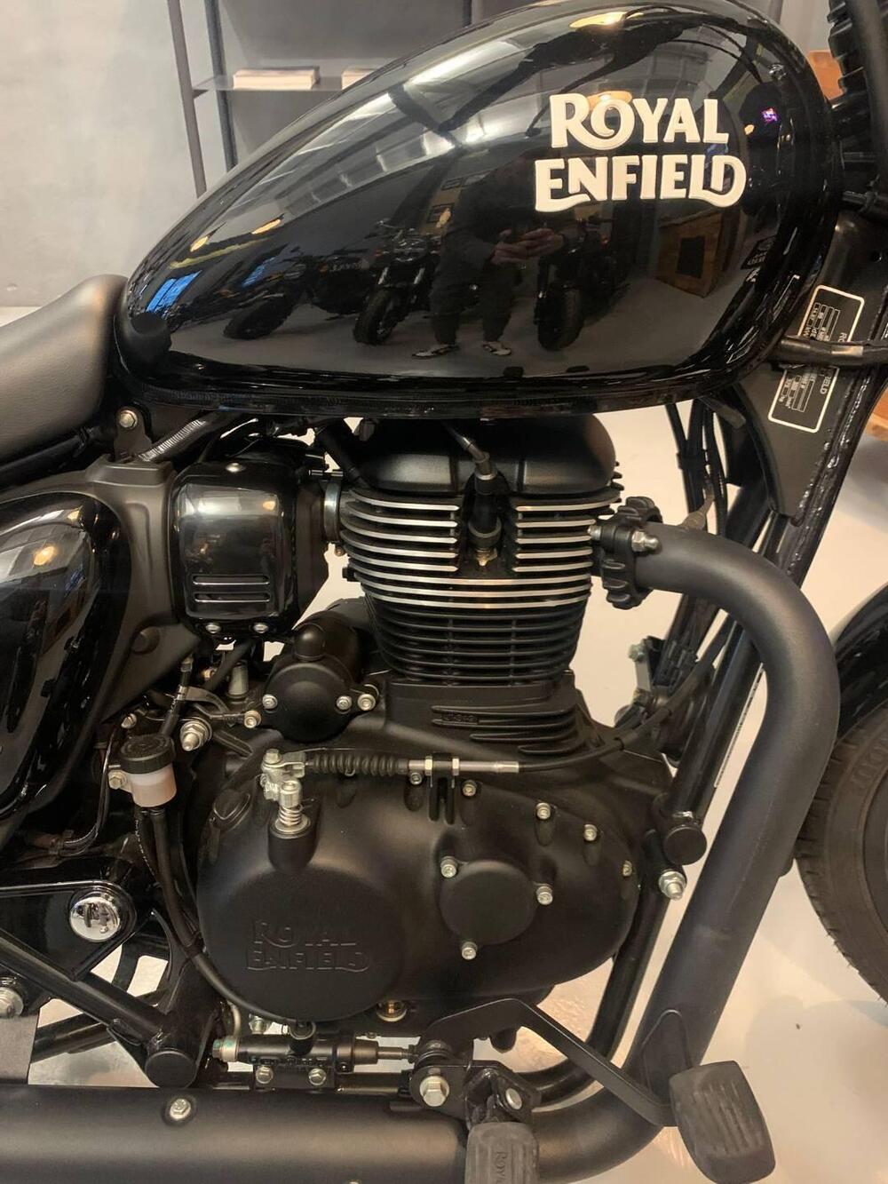 Royal Enfield Meteor 350 (2021 - 26) (4)
