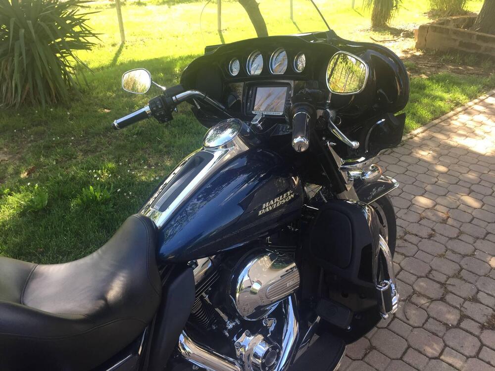 Harley-Davidson 1690 Electra Glide Ultra Limited Low (2014 - 16) - FLHTKL (2)