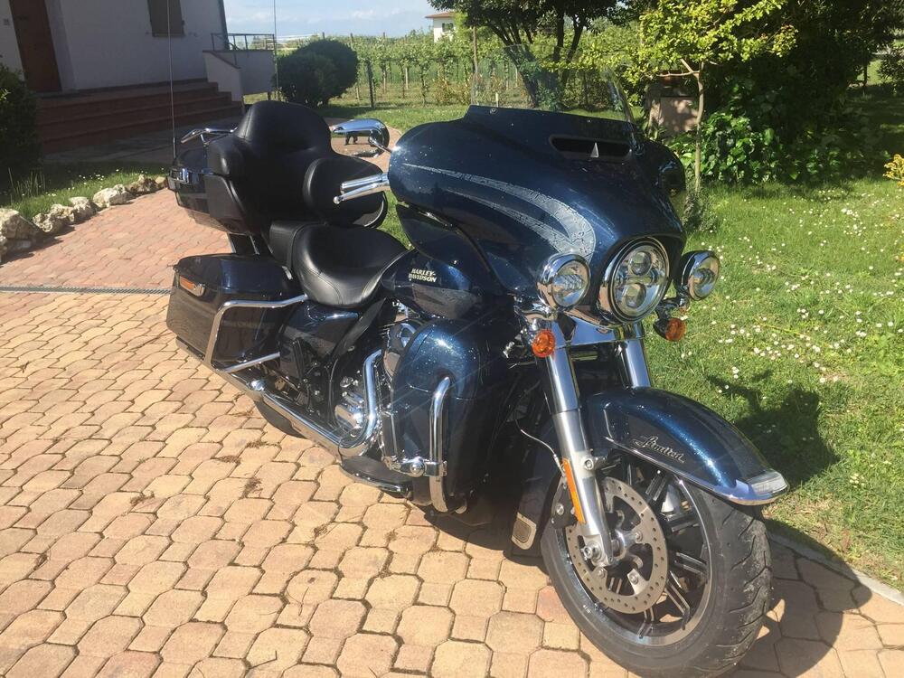 Harley-Davidson 1690 Electra Glide Ultra Limited Low (2014 - 16) - FLHTKL (3)