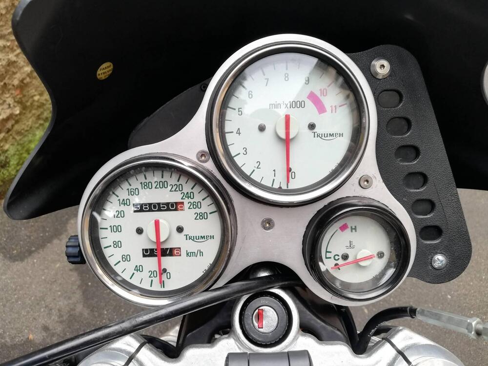 Triumph Speed Triple 955 (1998 - 01) (4)
