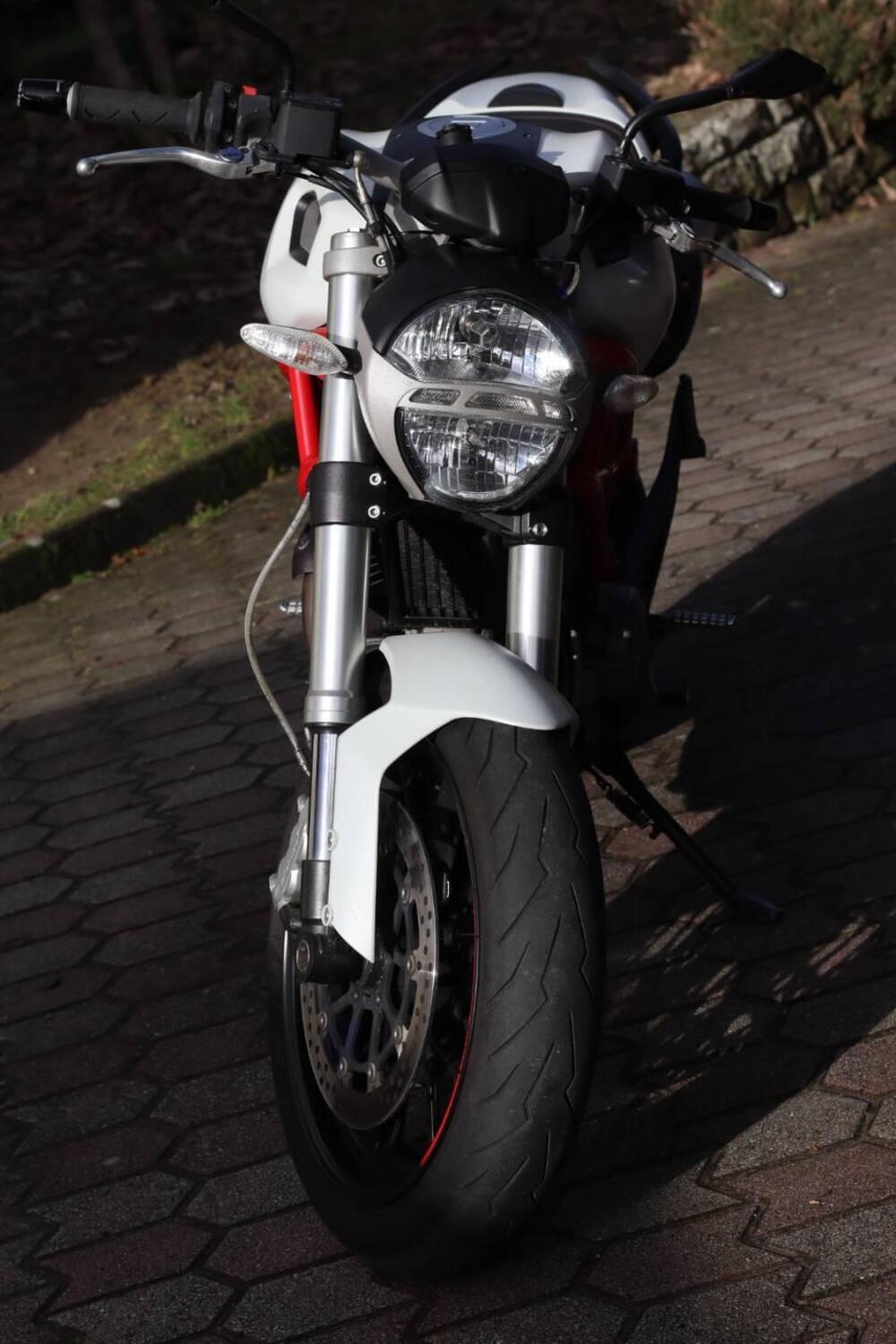 Ducati Monster 796 (2010 - 13) (4)