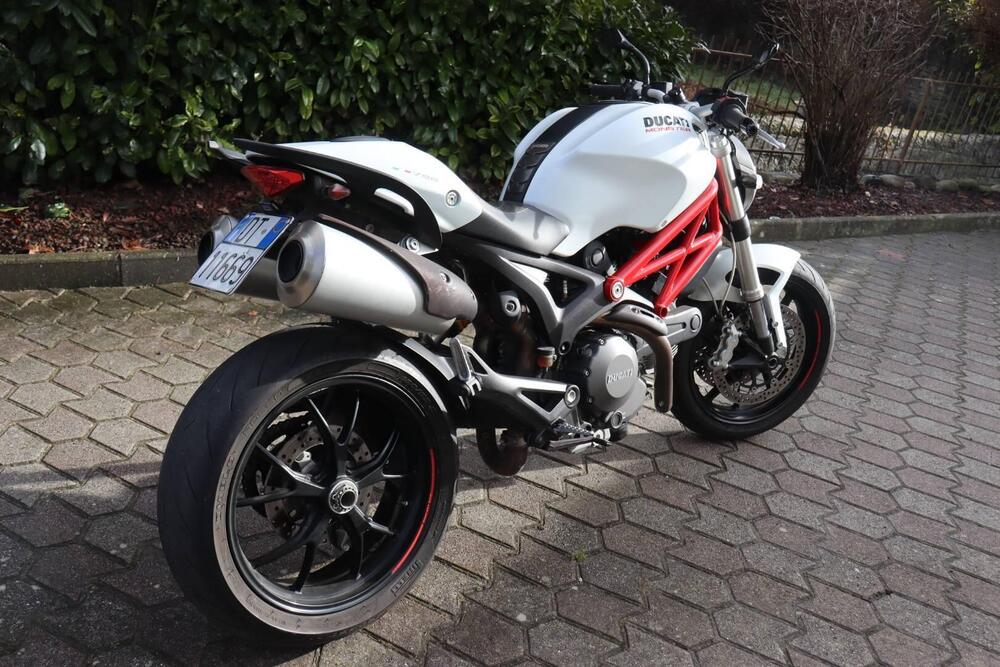 Ducati Monster 796 (2010 - 13) (8)