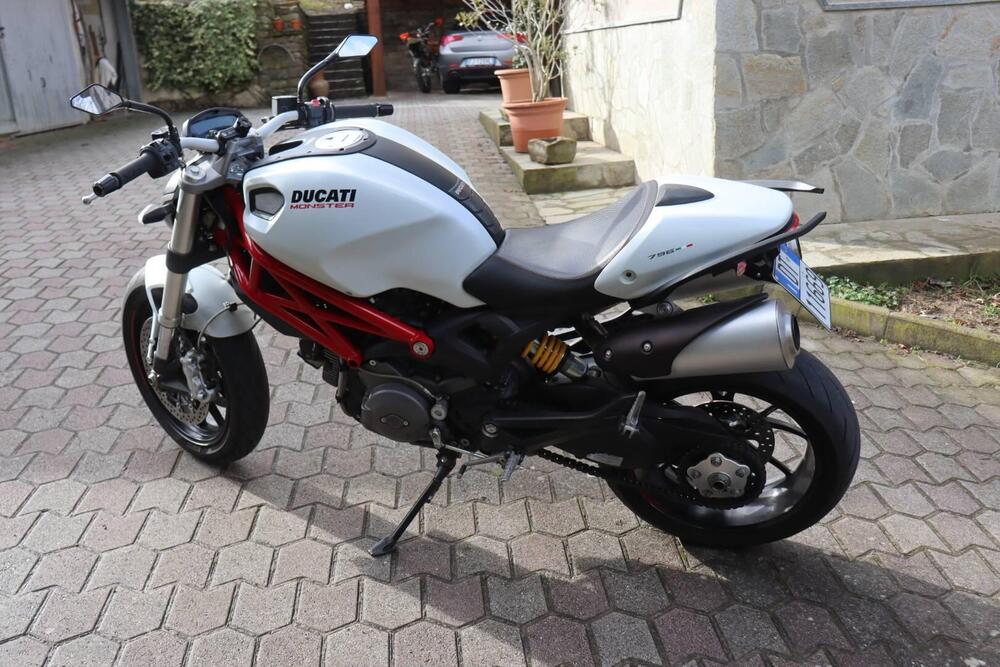 Ducati Monster 796 (2010 - 13) (11)