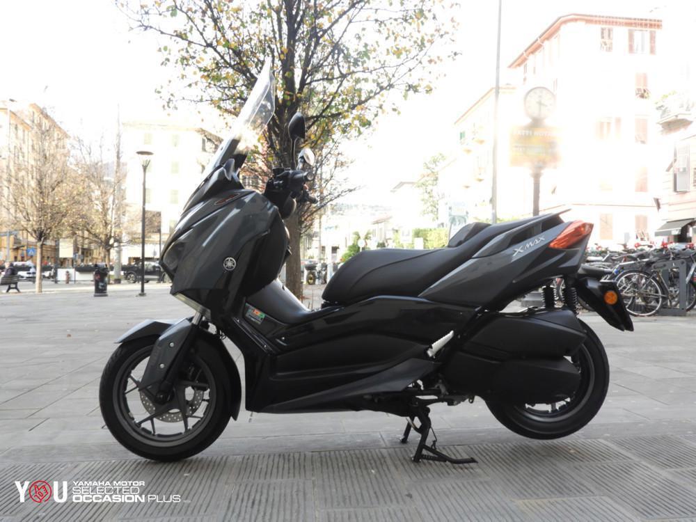 Yamaha X-Max 300 Tech Max (2021 - 24) (4)