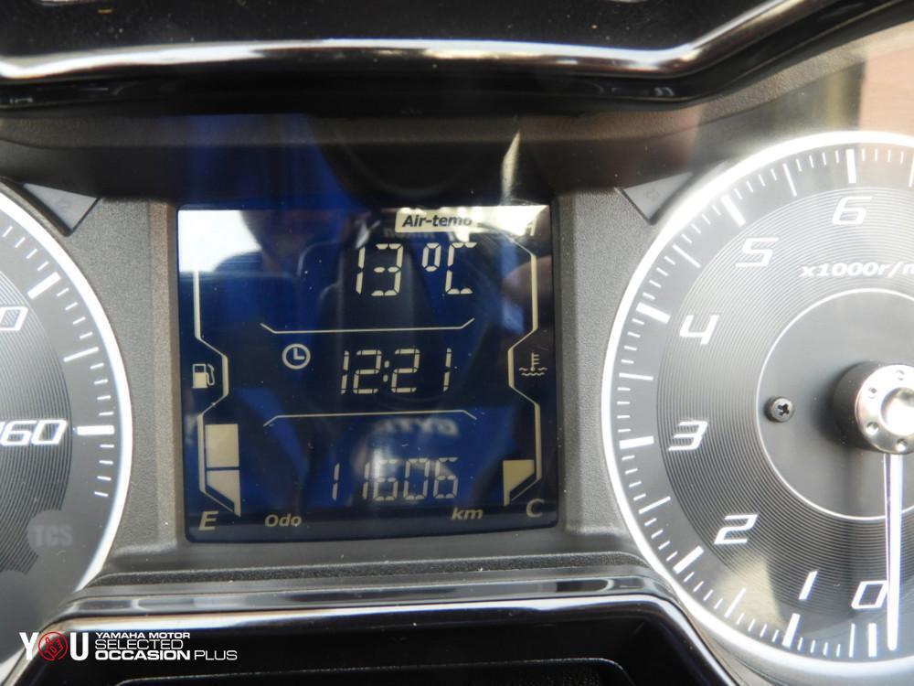 Yamaha X-Max 300 Tech Max (2021 - 24) (5)