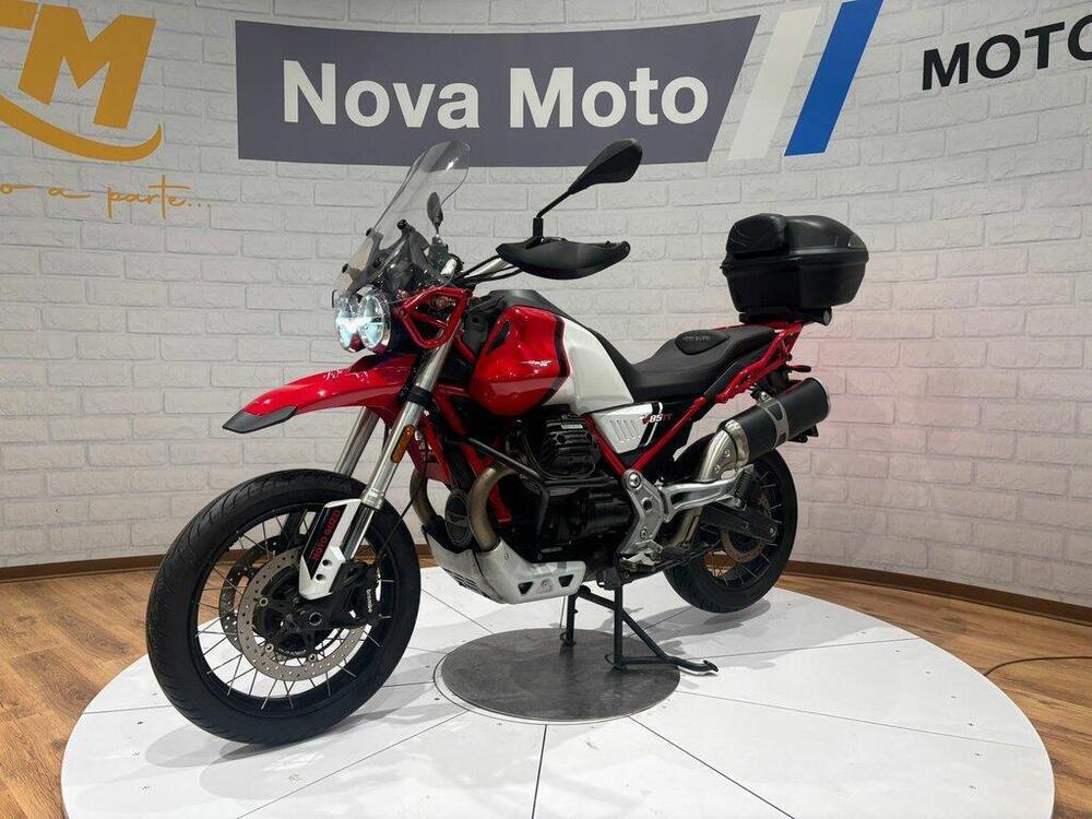 Moto Guzzi V85 TT Evocative Graphics (2021 - 23) (5)