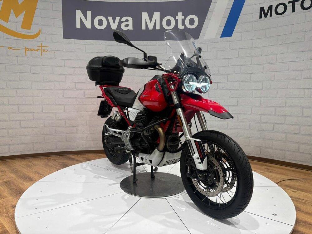 Moto Guzzi V85 TT Evocative Graphics (2021 - 23) (4)
