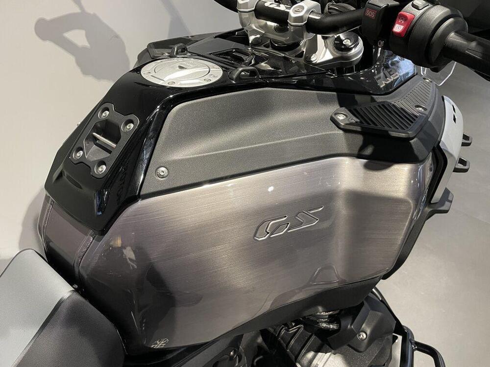 Bmw R 1300 GS Adventure Triple Black (2025 - 26) (5)
